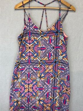 Everly Anthropologie Mini Dress Aztec Sz S Razorback Pink Colorful Beach V Neck
